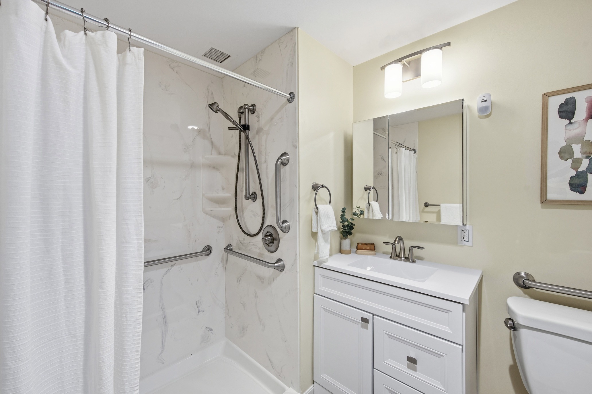 Accessible bathroom inside a residence at Judson Park, a HumanGood community.