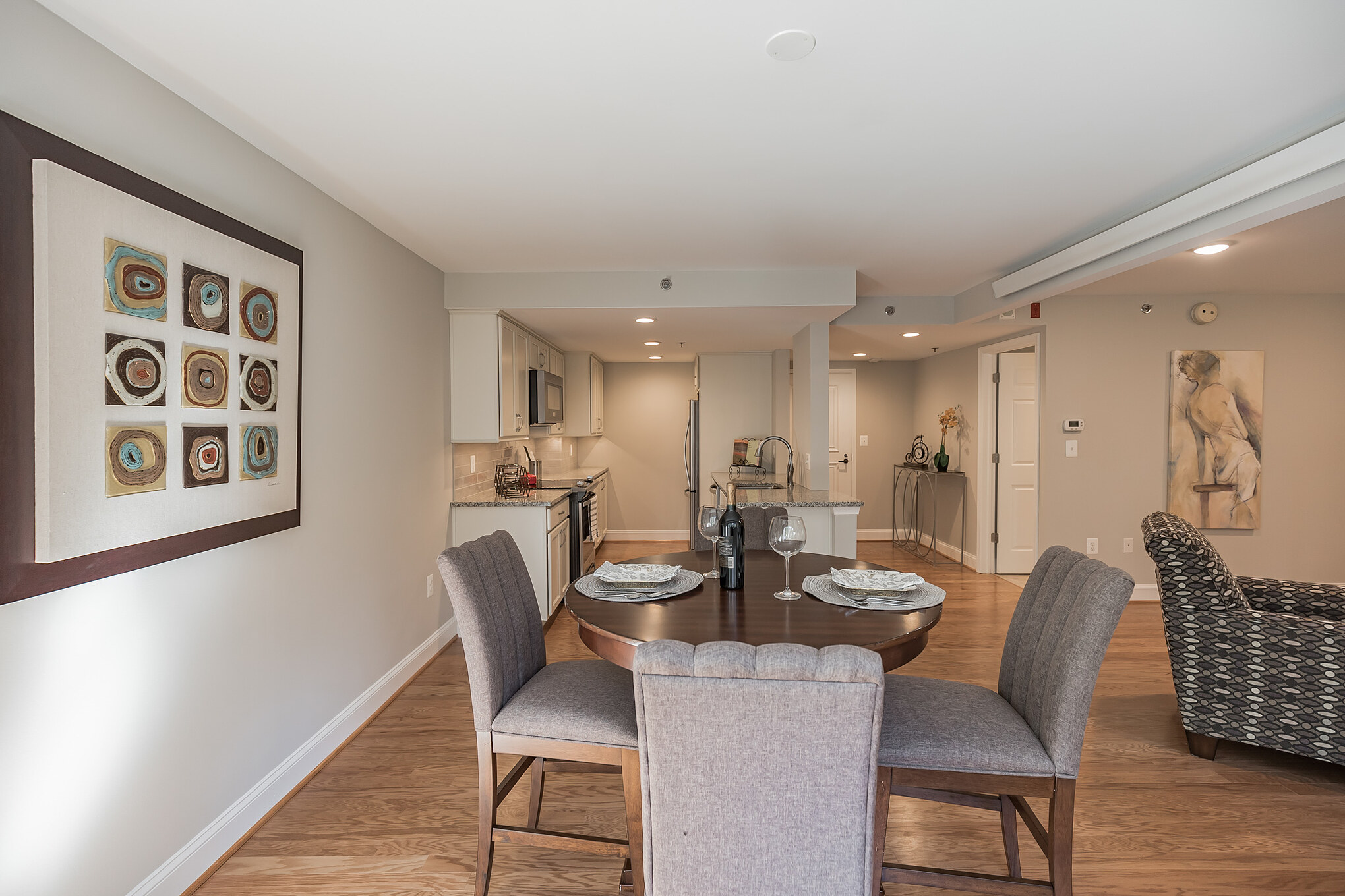 Rydal Park apartment dining room