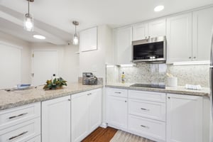 Redwood Terrace kitchen countertops and cabniets