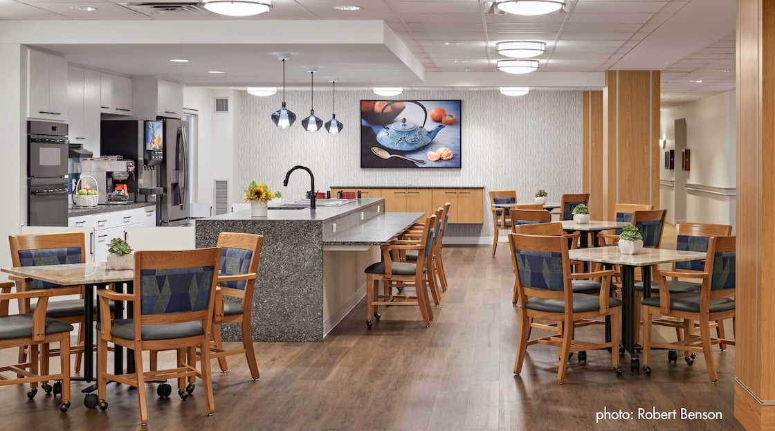 springhouse memory support dining room