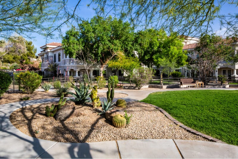 Cactus garden and lawn at The Terraces of Phoenix