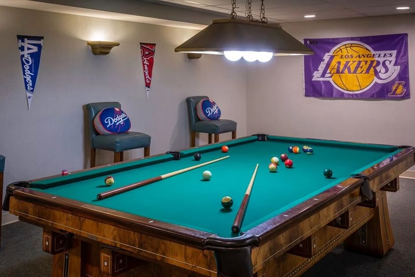 Pool table in the rec room at Royal Oaks