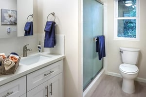 Bathroom of an apartment at Royal Oaks