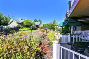 Lush landscaping at The Terraces at Los Altos