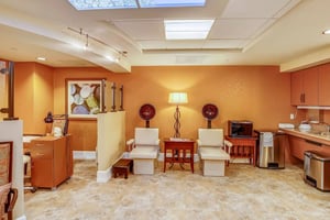 Salon at The Terraces at Los Altos