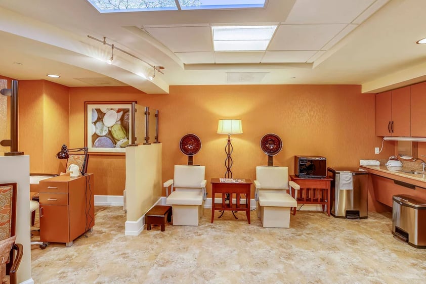 Salon at The Terraces at Los Altos