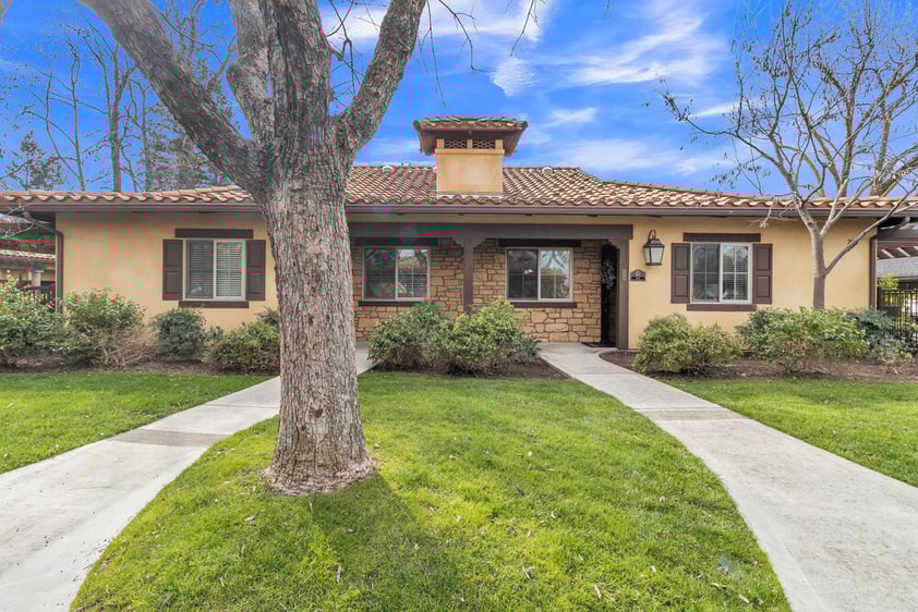 Front lawn at The Terraces at San Joaquin