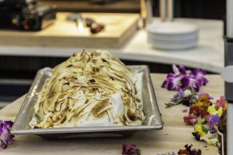 A desert sitting on a table