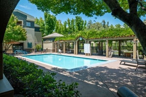 Outdoor swimming pool at The Terraces of Los Gatos