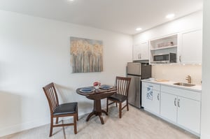 Kitchenette of a Spring Mill Pointe apartment
