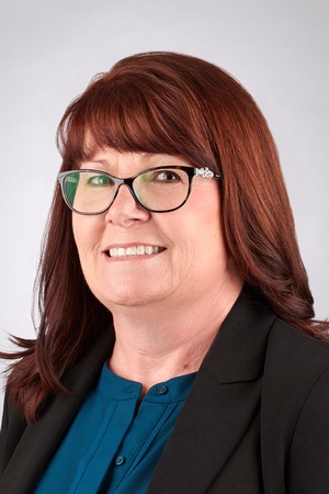 Welcome Debbie Gonzales, our new executive director of the Terraces at Los Altos