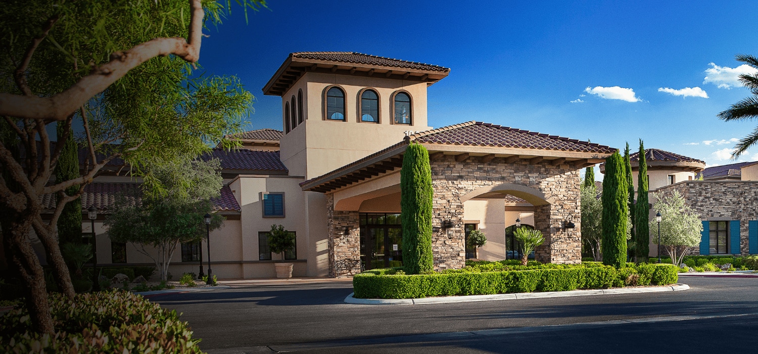 Front entrance of Las Ventanas at Summerlin