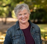 Lisa Woodhead headshot