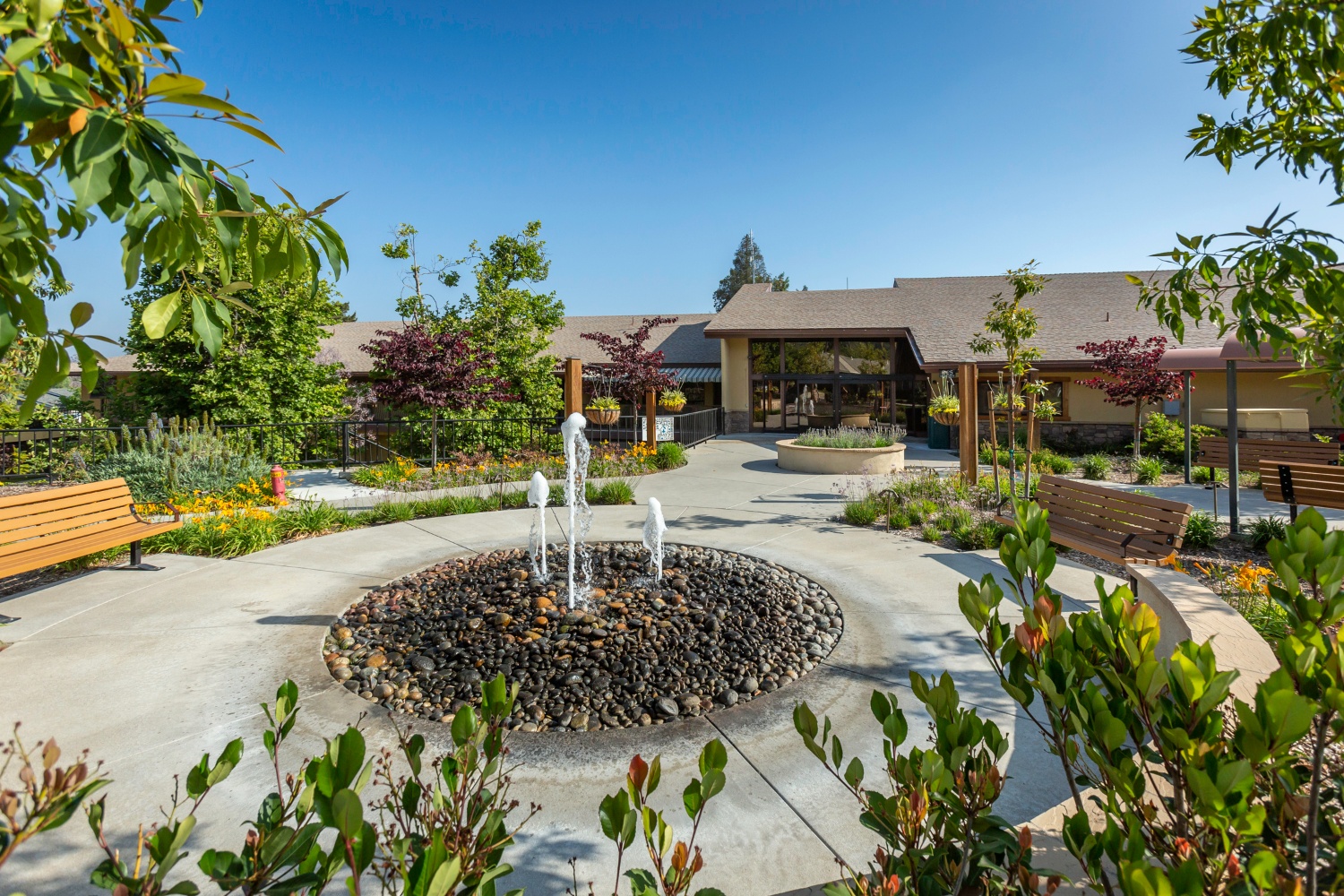 courtyard with fountain-1