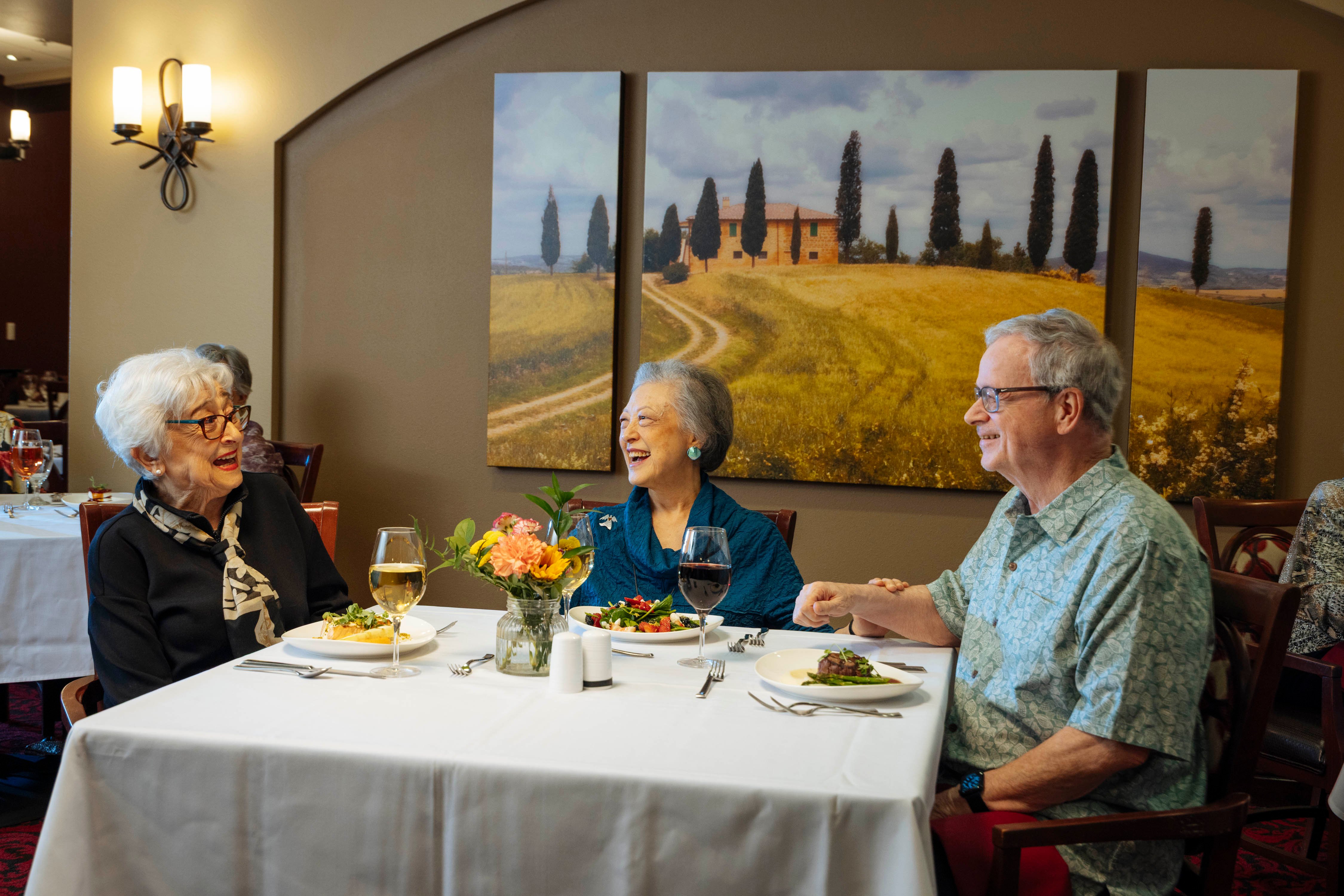 TaSJG_DiningRoom1_39970