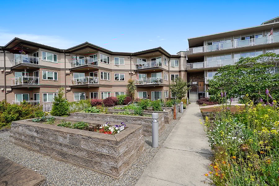 Exterior-Gardens-SCT0204