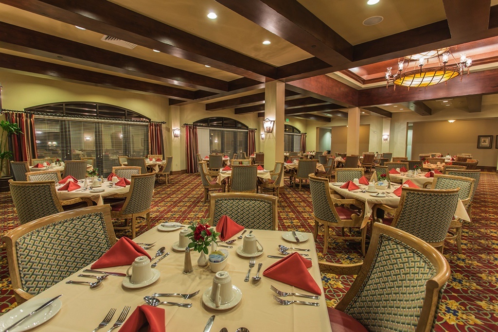 19-Dining-Room-no-people