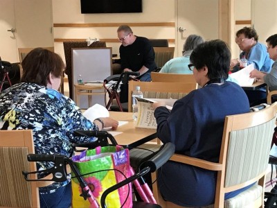 Facilitator Dave Hughes leads the Living Well Workshop.
