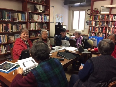 Teaching Seniors Technology at Life’s Garden