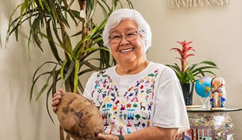 Janet holding a souvenier