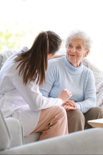 Doctor talking with a senior resident
