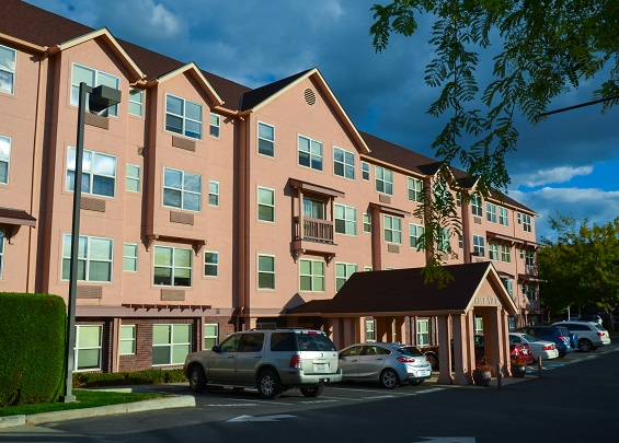 Front entrance to Columbia Apartments