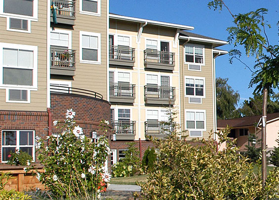 Front entrance to Cascade Apartments